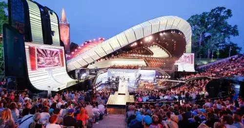 Ile kosztuje bilet na koncert w Opolu? Ceny, które zaskoczą!