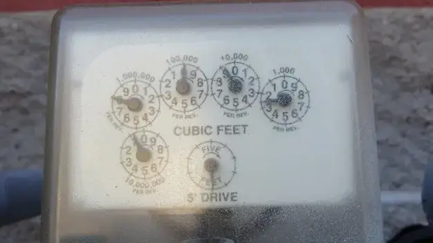 Jak czytać licznik gazu? Przewodnik krok po kroku i kontrola rachunków