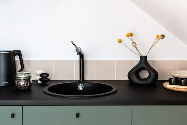 Jak wymienić kran w kuchni bez stresu i zbędnych kosztów