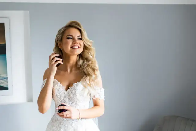 Koszty fotografa i kamerzysty na wesele: Ceny, pakiety i oszczędności