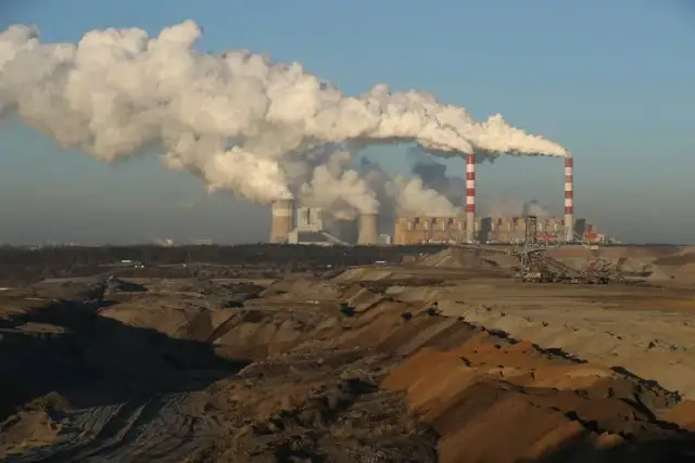 Elektrownia Bełchatów Rogowiec: Fakty o emisji CO2 i awariach