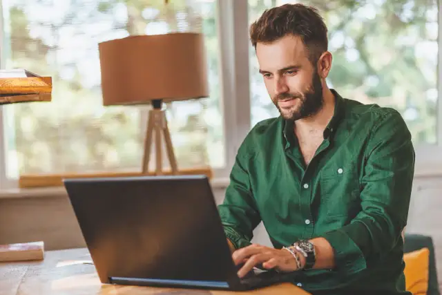 Lead artykułu - jak napisać wstęp, który wciąga?