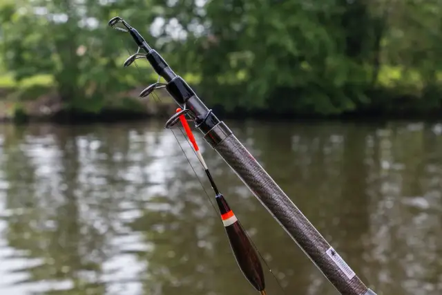Jaka wędka teleskopowa na spławik? Wybierz idealną - poradnik