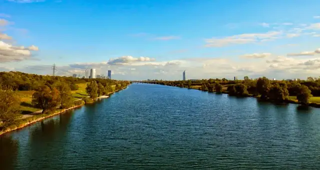 Jaka rzeka płynie przez Wiedeń? Odkryj tajemnice Dunaju