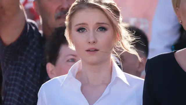 Co robi córka prezydenta Dudy? Zaskakujące fakty o Kingi Dudzie