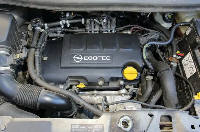 Opel Meriva - jaki silnik benzynowy wybrać, aby uniknąć kosztów?