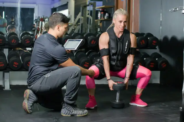 CrossFit czy siłownia? Rozwiej wątpliwości i wybierz mądrze