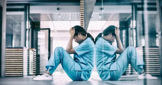 Jak obliczyć minimalne normy zatrudnienia pielęgniarek i uniknąć błędów