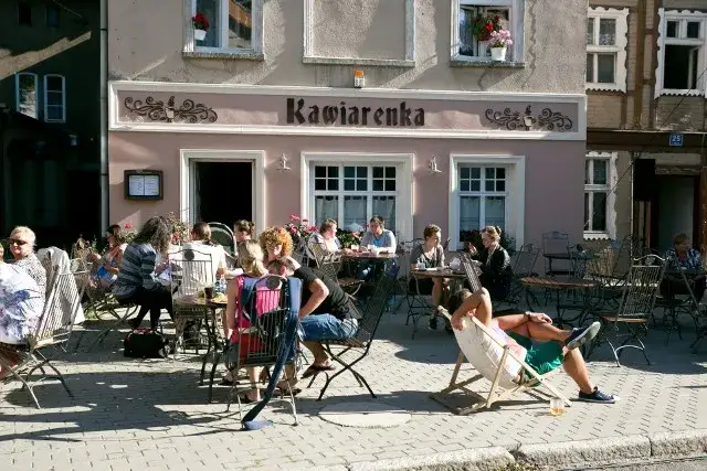Gdzie zjeść w Sokołowsku? Odkryj najlepsze miejsca na posiłek