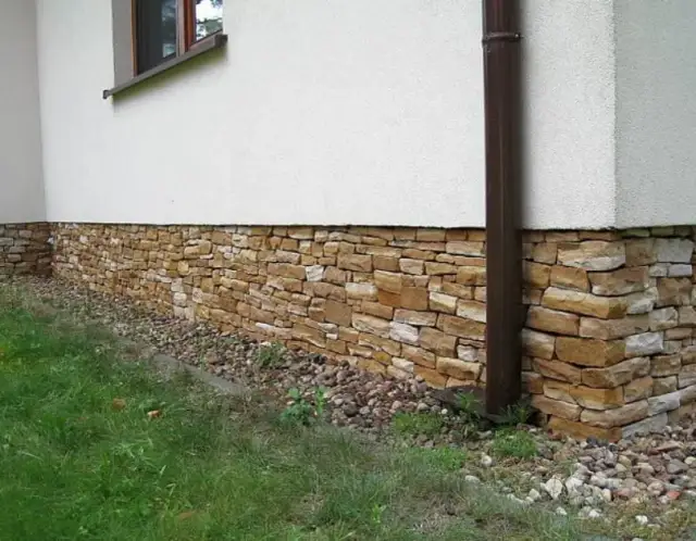 Jak zrobić cokół na elewacji – krok po kroku, by uniknąć wilgoci i uszkodzeń