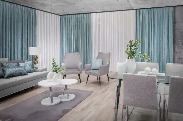 Modne firany do salonu – trendy, które odmienią twoje wnętrze