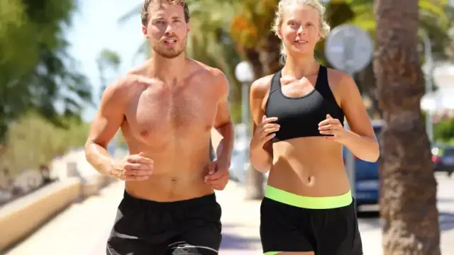 Peut-on courir torse nu ? Ce que la loi et la société en pensent