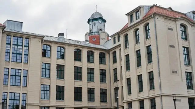 Sąd apelacyjny czym się zajmuje – kluczowe funkcje i odpowiedzialności