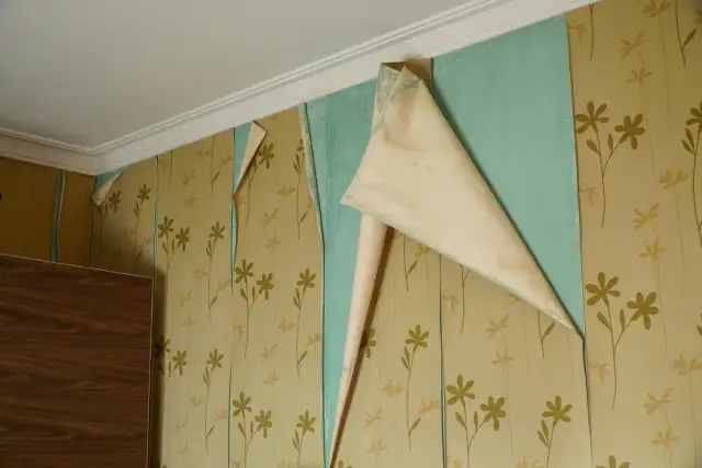 Jak usunąć tapetę ze ściany? Prosty poradnik krok po kroku