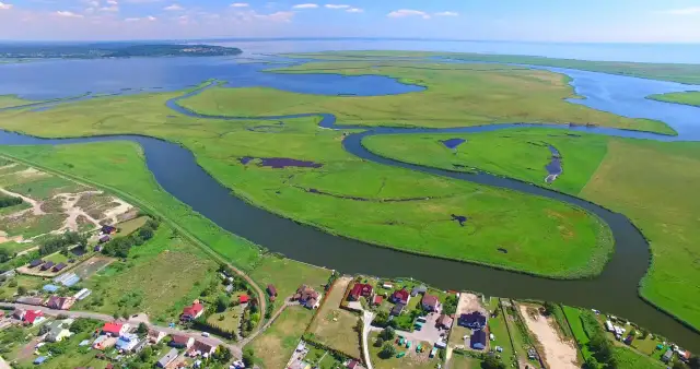 Ile wysp ma Świnoujście? Przewodnik po 44 unikatowych lądach
