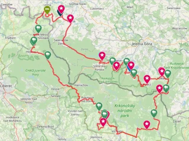 Mapa z zaznaczonymi trasami motocyklowymi i punktami widokowymi w Karkonoszach i Górach Izerskich.