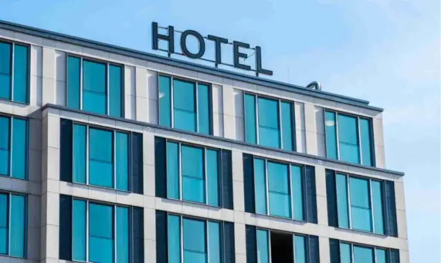 Czy można wynająć pokój w hotelu nie mając 18 lat? Oto co musisz wiedzieć
