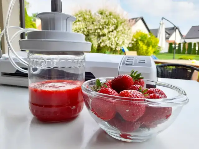 Jak pakować próżniowo zupy? Bezpieczne triki i długi termin świeżości