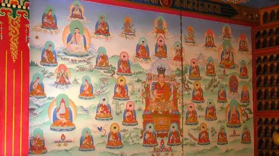 Buddyzm tybetański: historia, praktyki i wyzwania w dzisiejszym świecie