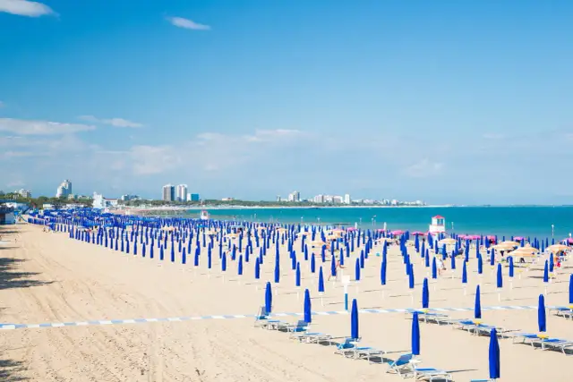 Italienisches Seebad 7 Buchstaben: Rimini, Lignano & Co. als Urlaubstipps