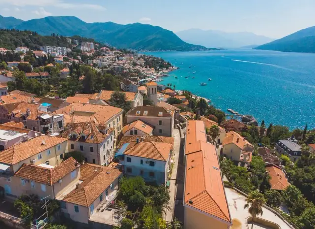 Czarnogóra: Odkryj najpiękniejsze miejsca i zaplanuj podróż marzeń