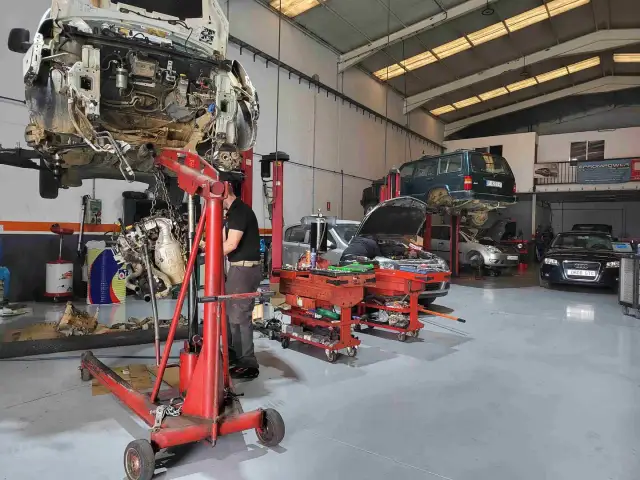 Carrocerías Abilio: Servicios de reparación de vehículos en Palencia