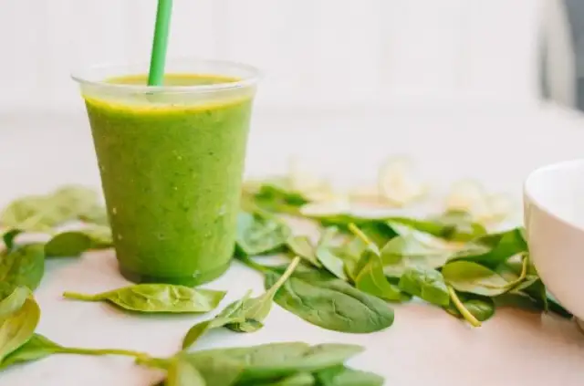 Proste i zdrowe przepisy na koktajl warzywny, które pokochasz