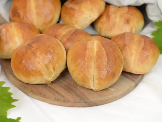 Przepis na zdrowe bułki: Upiecz łatwo, smacznie i bez błędów!