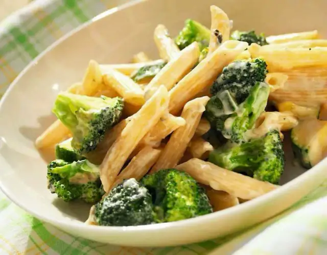 Makaron na szybko: 7 przepisów gotowych w 15 minut!