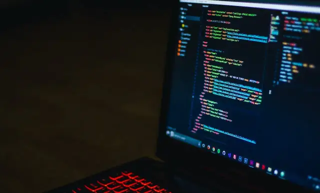 Szkielet HTML: Zbuduj fundamenty strony od podstaw! Poradnik