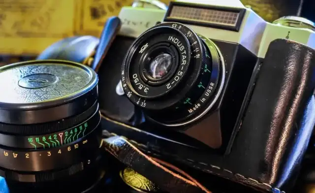 Najlepszy obiektyw do zdjęć w klubie: uchwyć magiczne chwile w ciemności