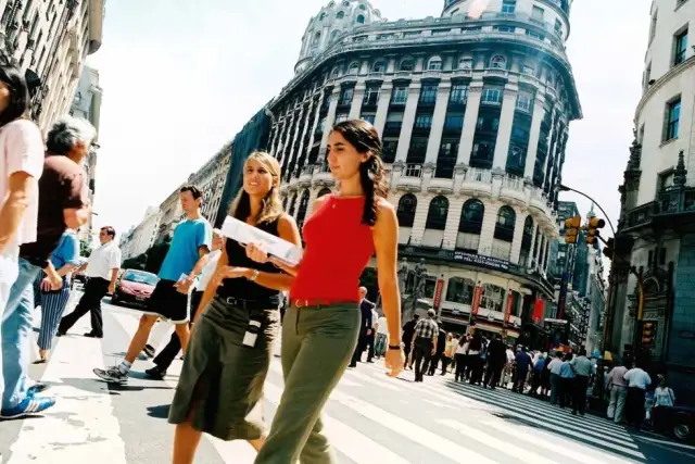 Czy Buenos Aires jest bezpieczne? Porady, statystyki i bezpieczne dzielnice dla turystów