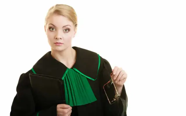 Ile kosztuje adwokat w Austrii? Sprawdź, co wpływa na ceny usług