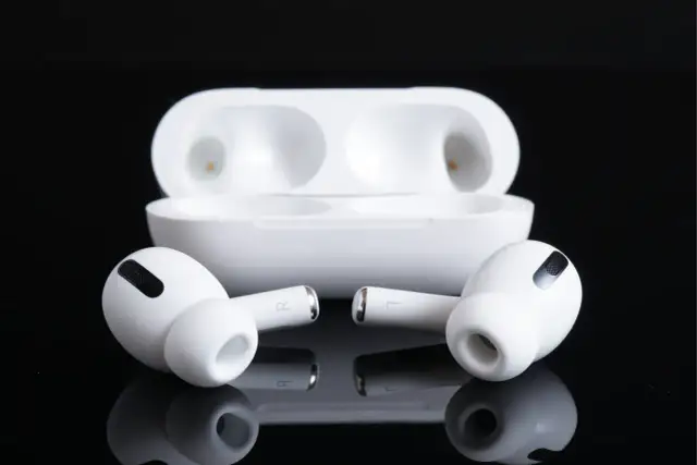 Zgubione etui AirPods? Kluczowe metody i triki, by je odnaleźć