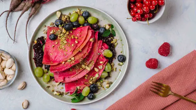 Kuchnia wegańska na czym polega? Odkryj jej zasady i zalety