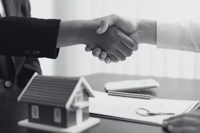Ile kosztuje notariusz przy kupnie mieszkania? Sprawdź wszystkie opłaty