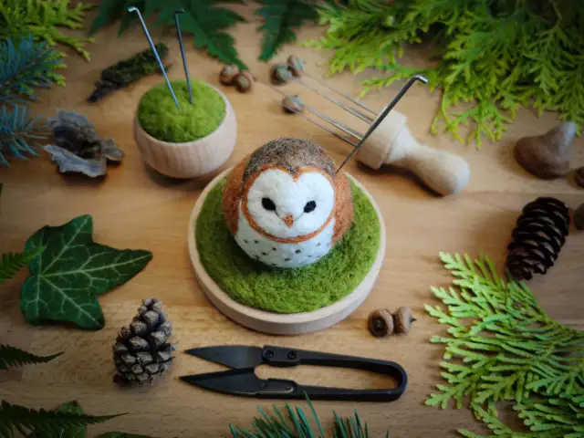 Jak czyścić filc? Uniknij błędów, zachowaj kształt! Poradnik