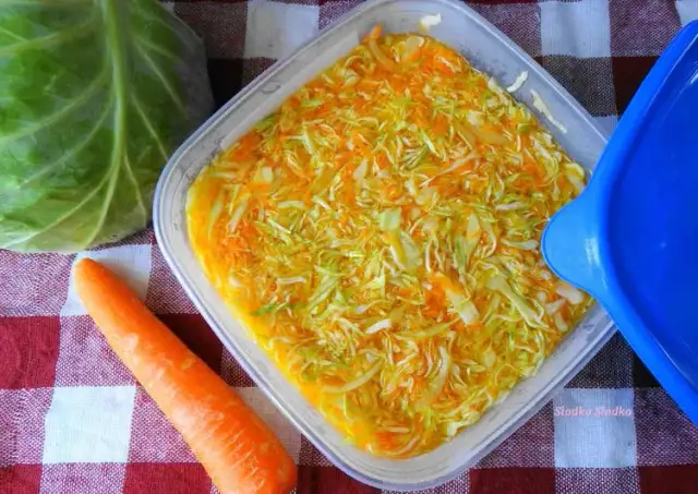 Surówka z białej kapusty jak u chińczyka – idealny przepis na smakowitość