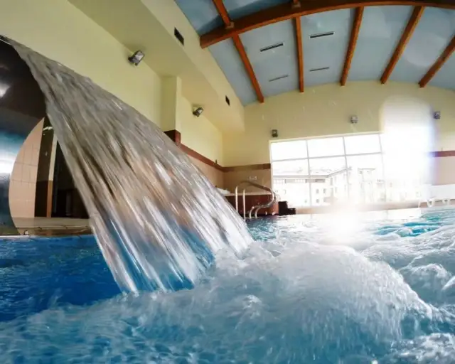 Turnusy rehabilitacyjne z basenem w Sarbinowie: Wypoczynek i zdrowie