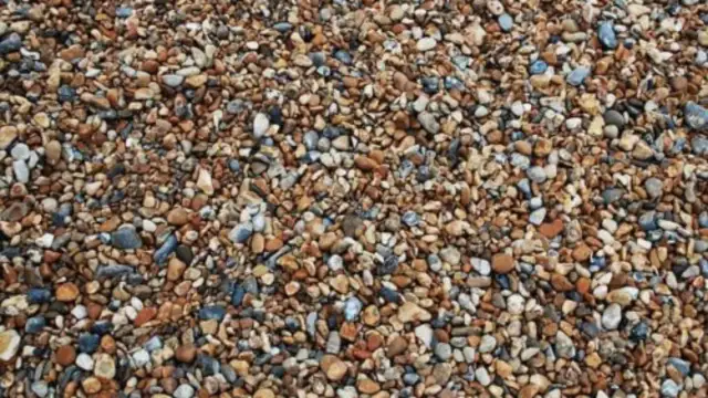 Kupno żwiru do betonu: Jak wybrać i nie przepłacić?