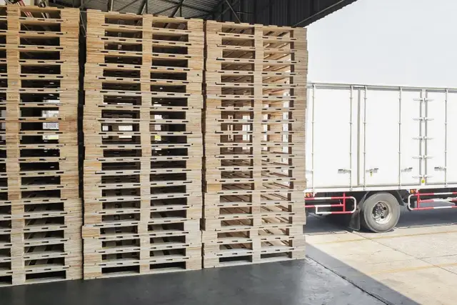 Jak ułożyć 34 palety na naczepie, aby uniknąć problemów z transportem