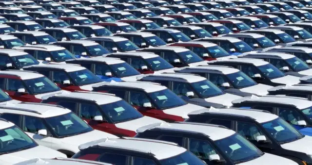 Ile trwa produkcja samochodu Toyota? Czas oczekiwania na modele i konfiguracje