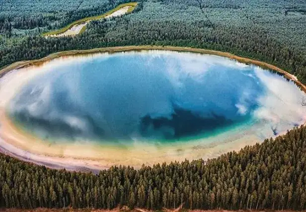 Jezioro Płaskie – tajemnice, które musisz poznać i odwiedzić