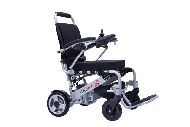 Idealny wózek dla seniora: Komfort, bezpieczeństwo i dofinansowanie