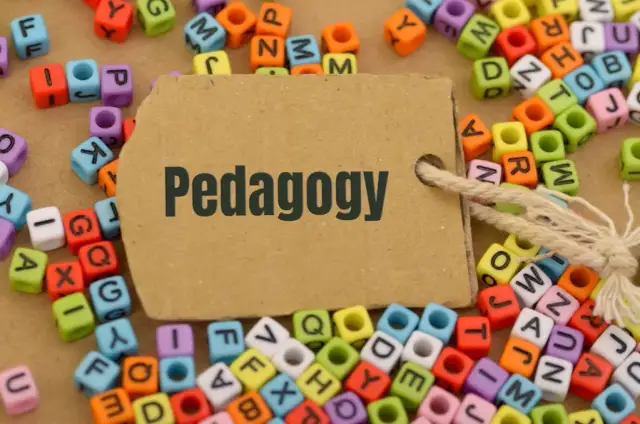 Czym zajmuje się pedagog szkolny i jak wspiera uczniów w rozwoju