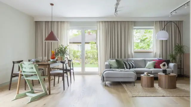 Idealne wnętrze: Jak dobrać kolor ścian do podłogi? Uniknij błędów!