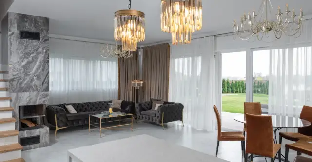 Nowoczesne aranżacje domu przy Cyprysowej dopasowane do Twojego stylu