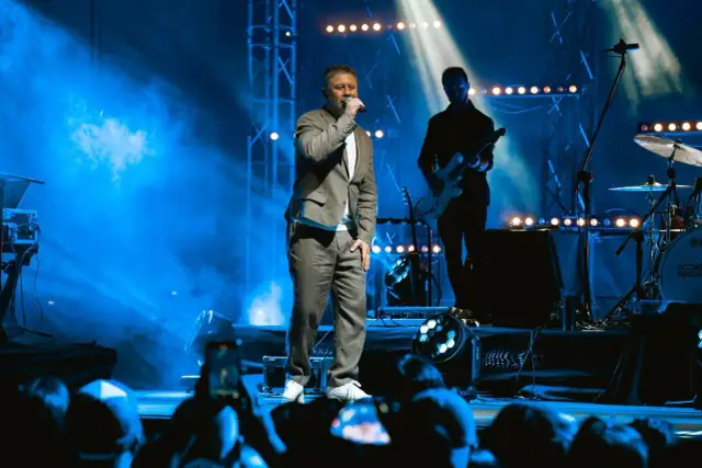 Ile trwa koncert Andrzeja Piasecznego? Zaskakujące fakty o czasie trwania