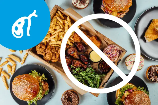 Symbol woreczka żółciowego i zakazane jedzenie typu fast food. Dieta dla woreczka żółciowego powinna unikać takich potraw.