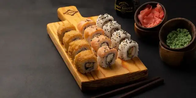 Ile kalorii ma sushi? Zaskakujące różnice w kaloryczności!